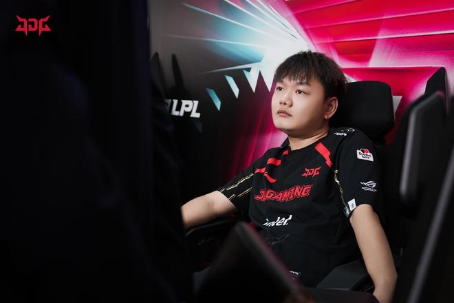 使中场稳定 使中场稳定